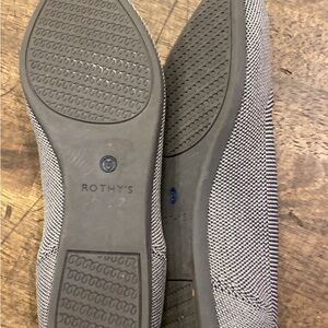 Rothy’s “The Point” shoes. Size 9. Excellent condition. Grey in color.